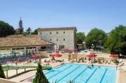 Location sur Allègre Les Fumades : Camping Le Château de Boisson*****