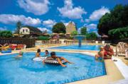 Location sur Sarlat La Caneda : Camping ***** Les Grottes de Roffy