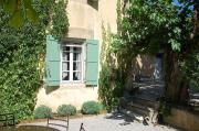 Location sur Cheval Blanc : Gîte à Cheval Blanc  2