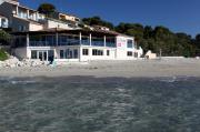 Location sur La Couronne - Plage : Village Club Le Pescadou**