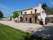 Location sur Avignon : Maison de Vacances Montfrin 2
